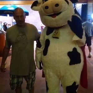 Meet your Posher, Kenneth